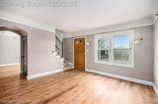 Dearborn Heights, MI 48125,26130 Amherst Street