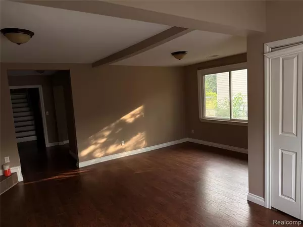 Hazel Park, MI 48030,134 W Brickley Avenue