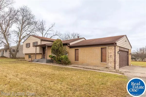 Farmington Hills, MI 48336,29489 Geraldine Road