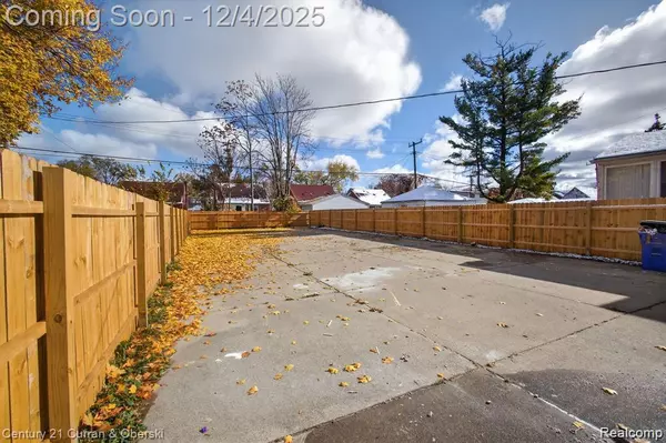 Detroit, MI 48235,18434 Marlowe Street