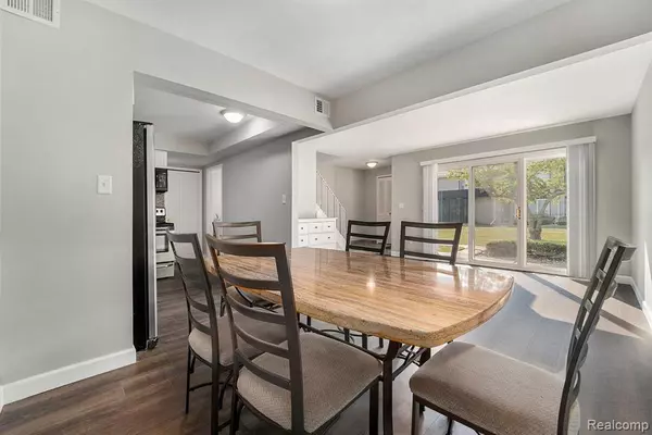 Warren, MI 48093,8691 Kennedy Circle