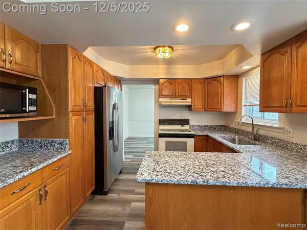 Warren, MI 48092,27233 Audrey Avenue