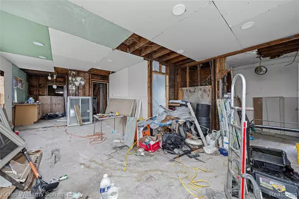 Detroit, MI 48205,14275 Troester Street