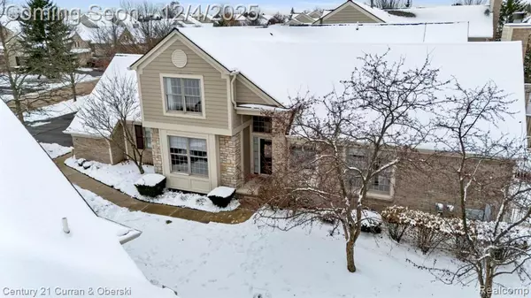 Northville, MI 48168,16925 Lochmoor E Circle