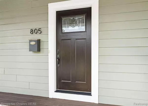 Royal Oak, MI 48067,805 Forest Avenue