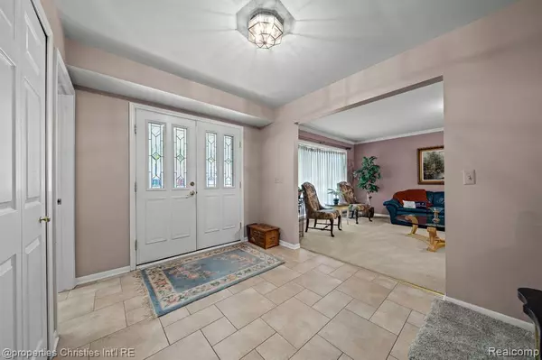 Rochester Hills, MI 48309,123 Longford Drive