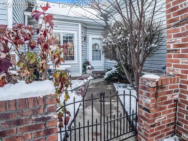 Flushing, MI 48433,6356 Squire Lake Drive