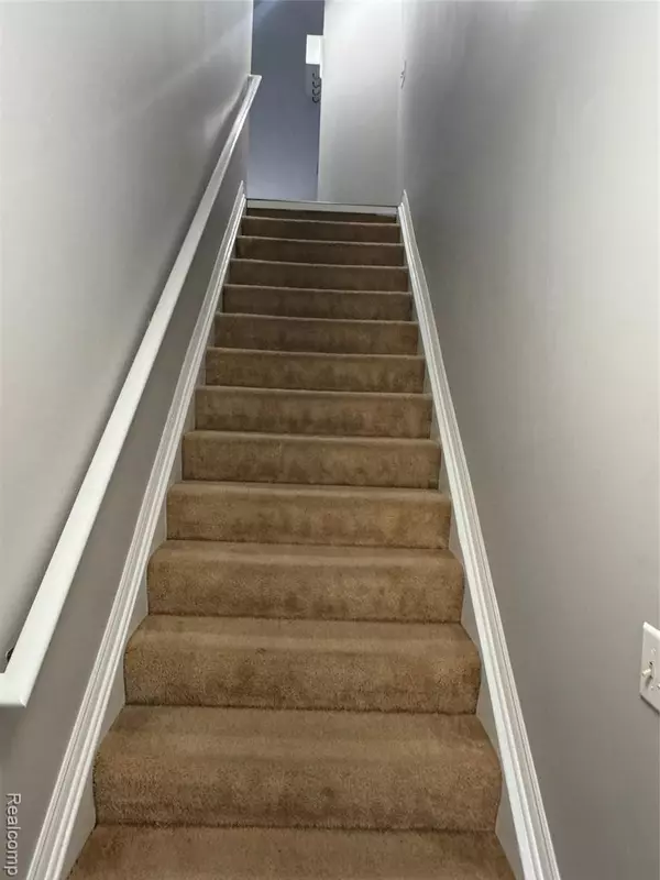 West Bloomfield, MI,6619 Ridgefield Circle