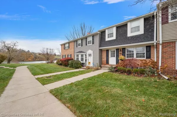 Northville, MI 48167,41327 Lagoon Court