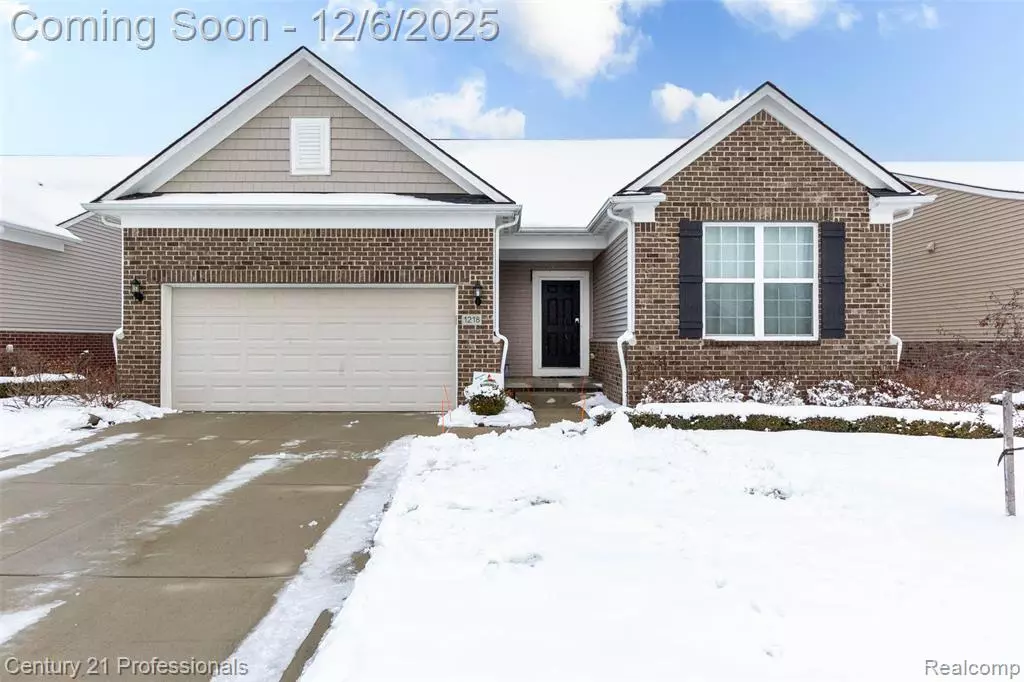 Lake Orion, MI,1218 Lark Street