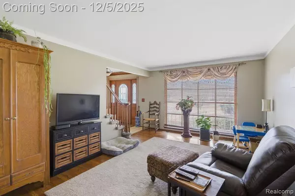 Clinton Twp, MI 48038,44388 Thunder Bay Drive