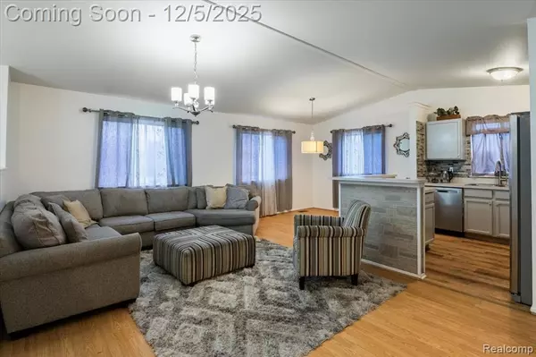 Grand Blanc, MI 48439,9542 Overlook Court