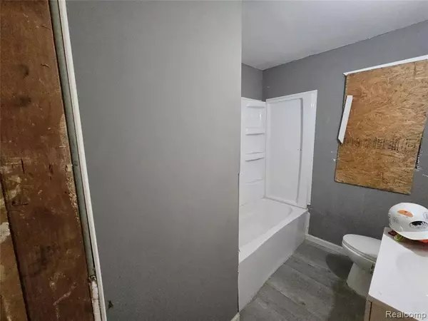 Detroit, MI 48204,4290 Tuxedo Street