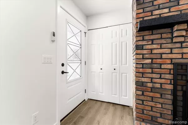 Clarkston, MI,5348 Burgundy Drive