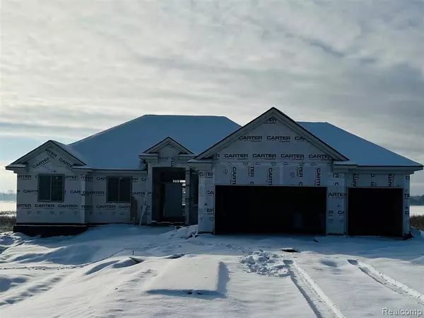 7120 Dryden Road, Almont, MI 48003