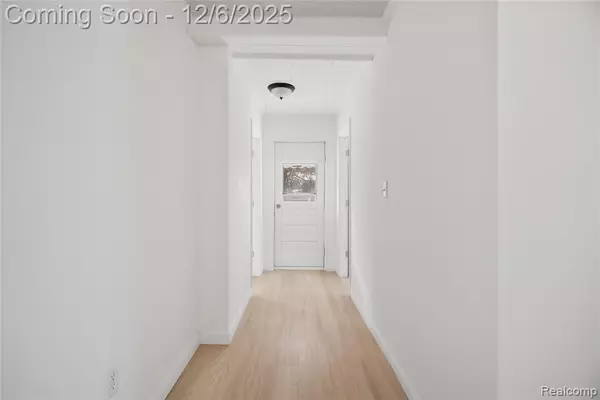 Holly, MI 48442,201 Seminole Street