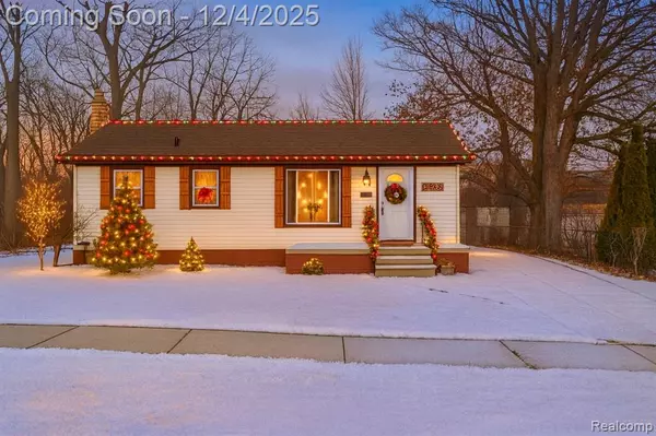 22635 California Street, Saint Clair Shores, MI 48080