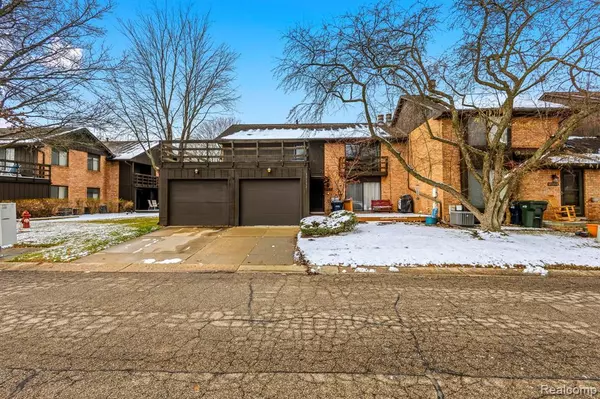 37151 Golfview Drive, Sterling Heights, MI 48312