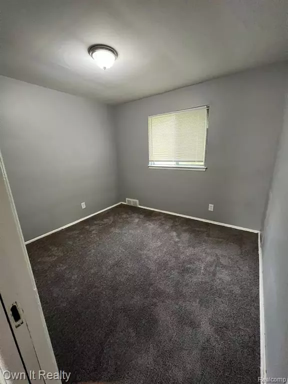 Detroit, MI 48227,13900 SUSSEX Street