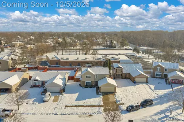 Canton, MI 48188,1733 Fern Court