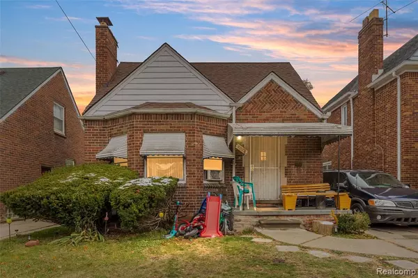 9222 Hartwell, Detroit, MI 48228