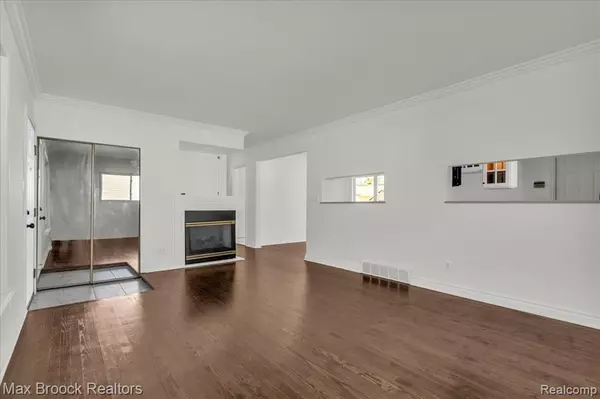 Troy, MI 48083,199 Lyons Drive