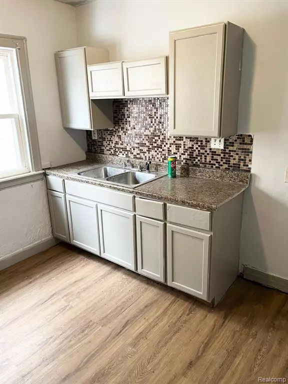 Detroit, MI 48238,14052 Northlawn Street