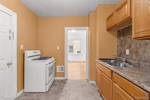 Dearborn, MI 48126,6559 Barrie Street