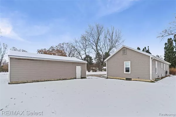 Grand Blanc, MI 48439,2253 Russell Street