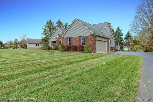 South Lyon, MI 48178,13461 Daleview Court