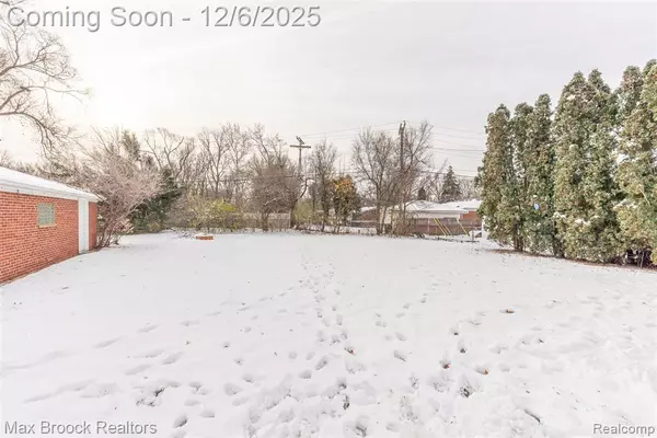 Livonia, MI 48150,35235 Hathaway Street