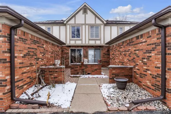 Shelby Twp, MI 48315,49285 Ashley Court