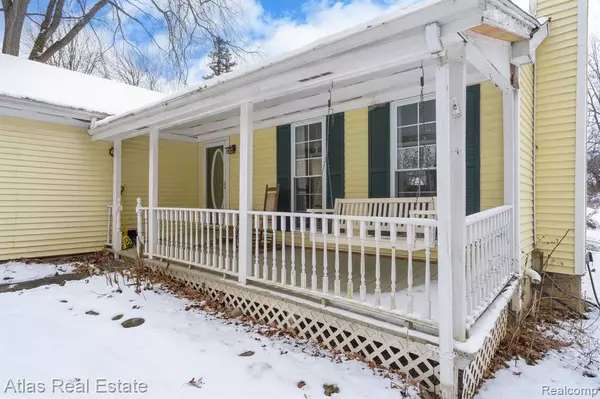 Goodrich Vlg, MI,11396 Hill Road