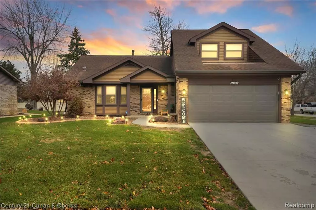 Woodhaven, MI 48183,21539 Deerfield Drive