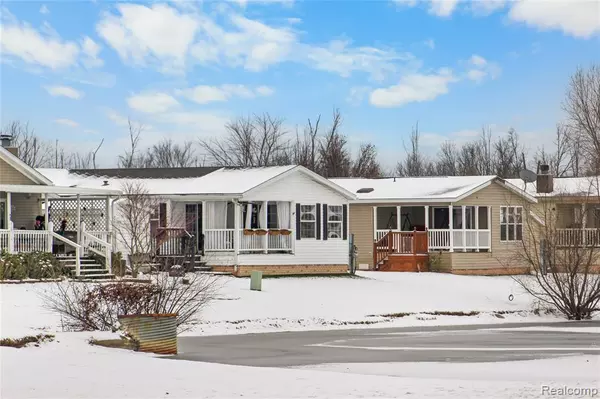 Gibraltar, MI,29224 Hidden River