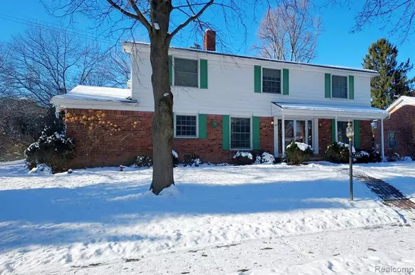 488 Bryn Mawr Street, Birmingham, MI 48009