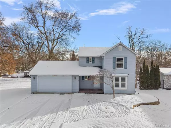 Lake Orion, MI 48362,927 Alan Drive