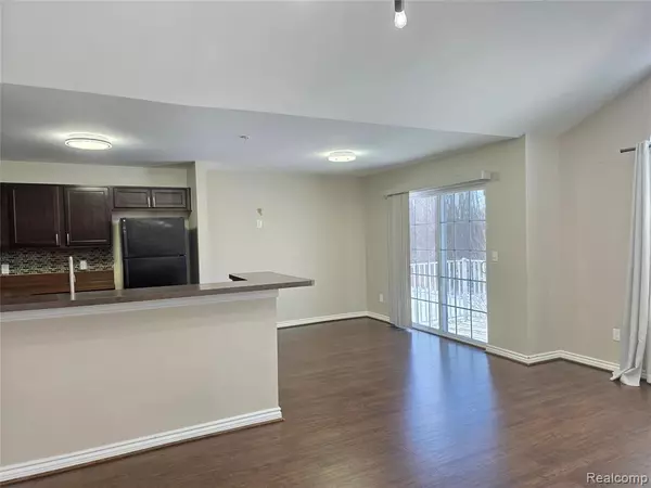 Warren, MI 48092,29745 Fox Run Circle