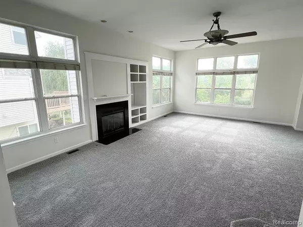 Ann Arbor, MI 48103,1235 NORTH BAY