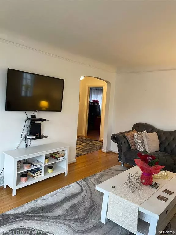 Dearborn, MI 48124,2000 BYRD Street