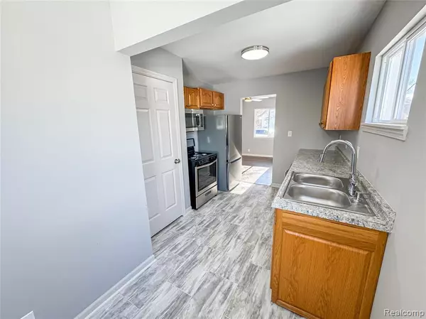 Flint, MI 48507,621 Lochhead Avenue