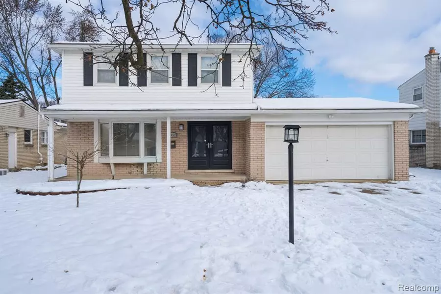 39618 Birchwood Drive, Plymouth, MI 48170