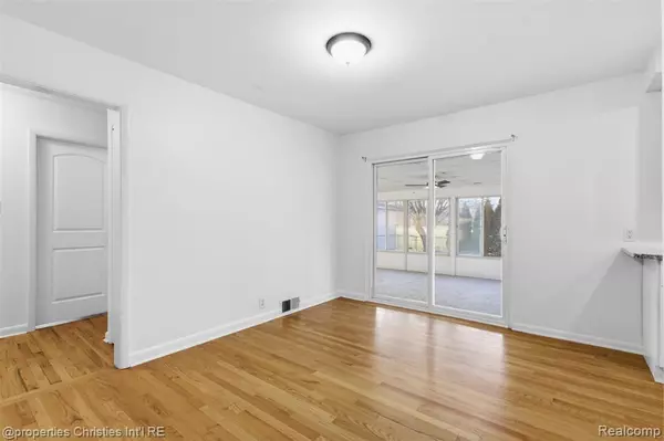 Royal Oak, MI 48073,1212 S Amelia Avenue