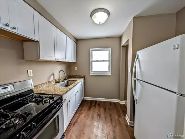 Redford, MI 48240,19990 Kinloch