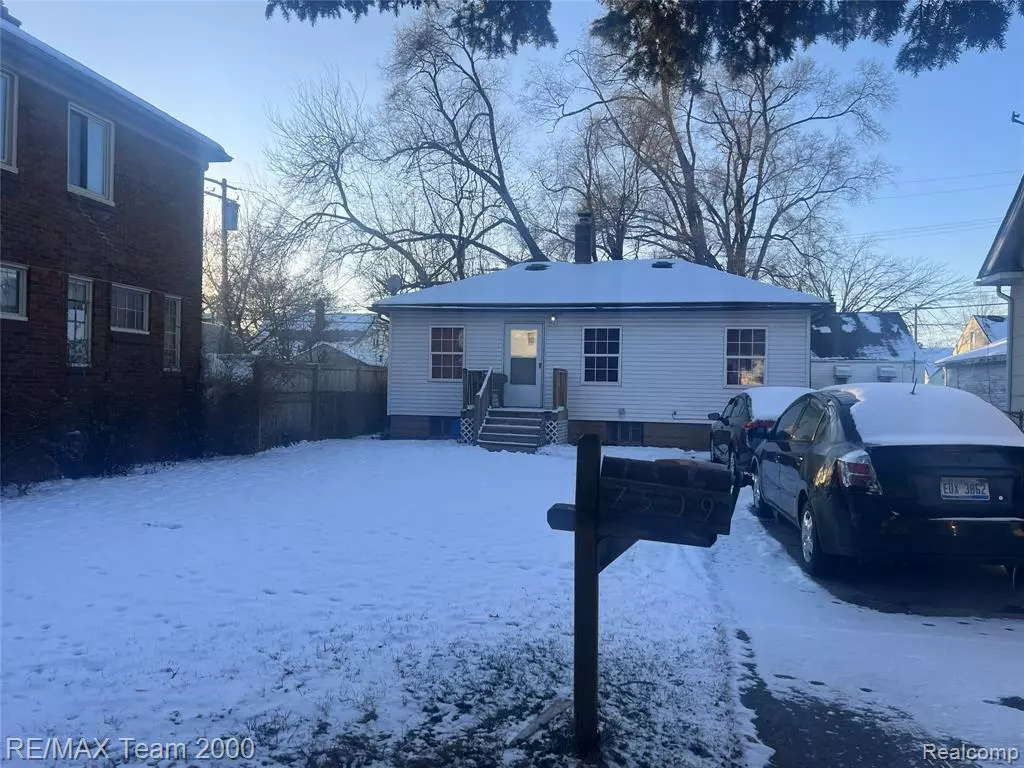 Detroit, MI 48228,7509 Mettetal Street