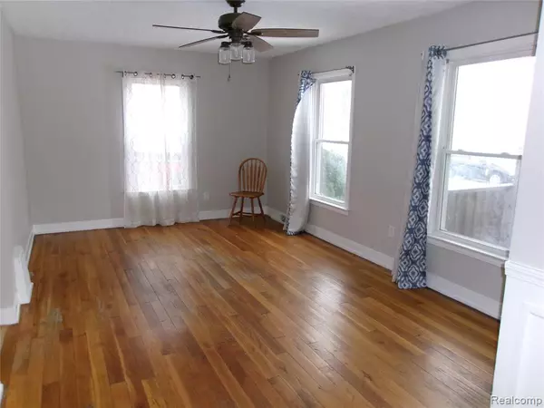 Clinton Twp, MI 48036,23700 E Scott Boulevard