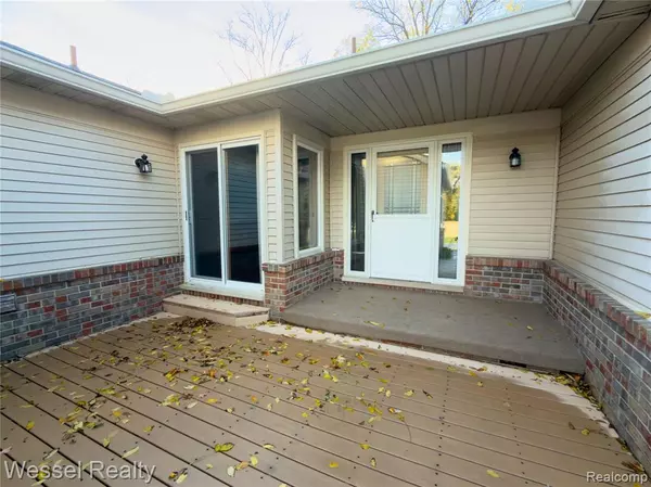 Bruce, MI 48065,70111 Whitetail Lane