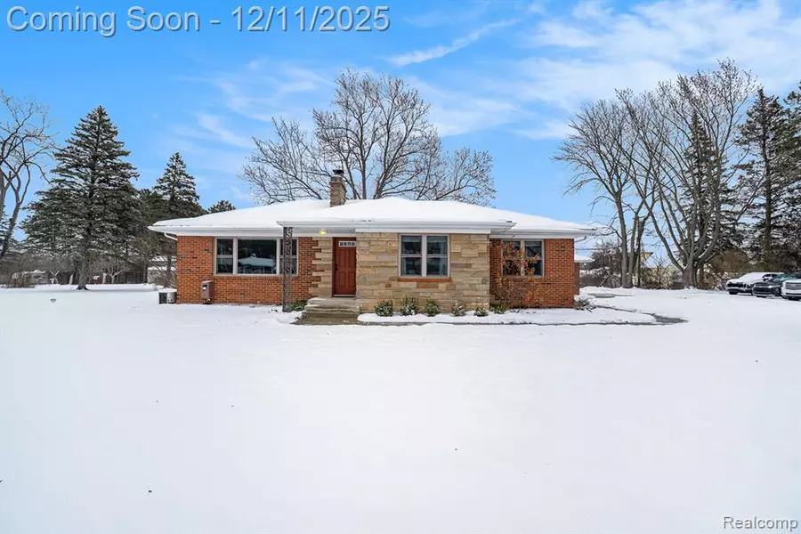 7545 Porter Road, Grand Blanc, MI 48439
