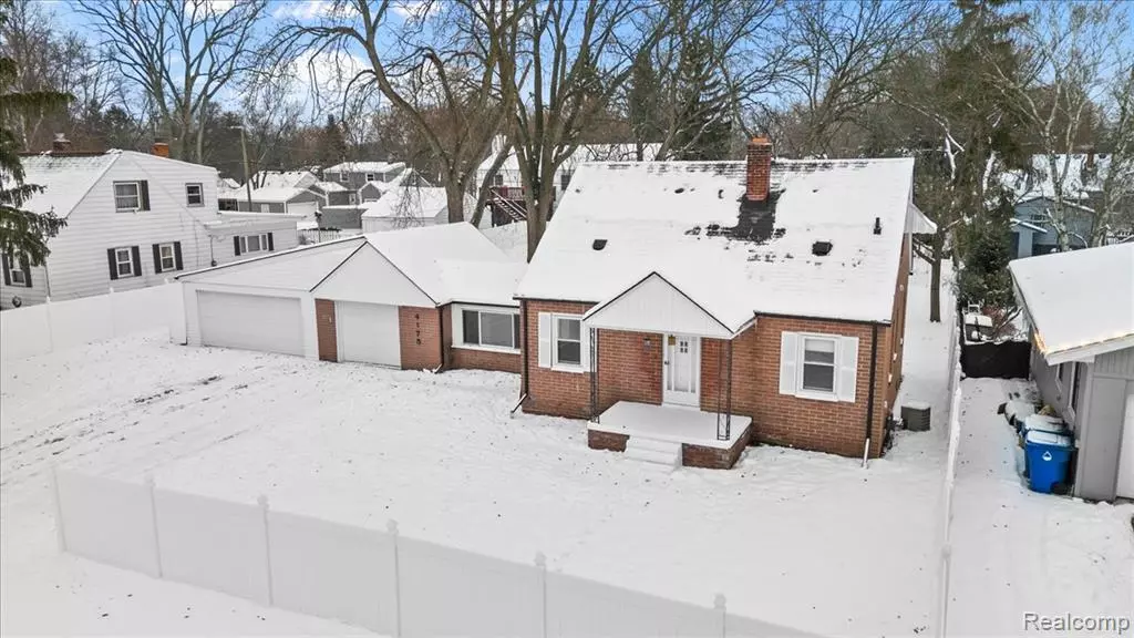 Waterford, MI 48328,4175 Motorway Drive