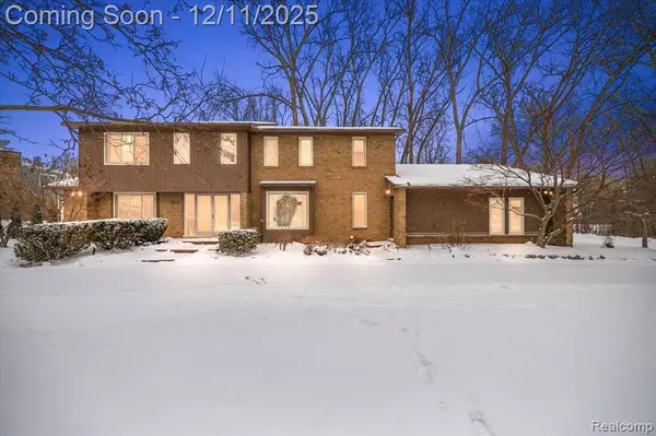 4539 Middleton Court, West Bloomfield, MI 48323